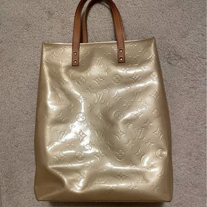 Louis Vuitton Pale Yellow Vernis Reade MM